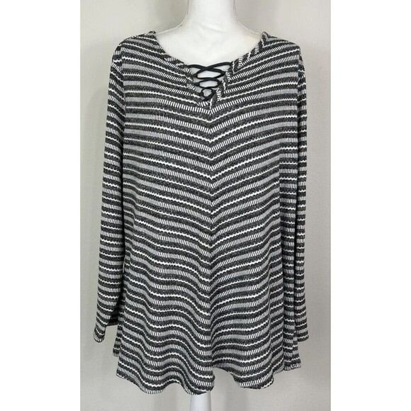 Avenue Dark Gray and White Stripe Pullover Sweater Plus Size 22/24 - Picture 1 of 12